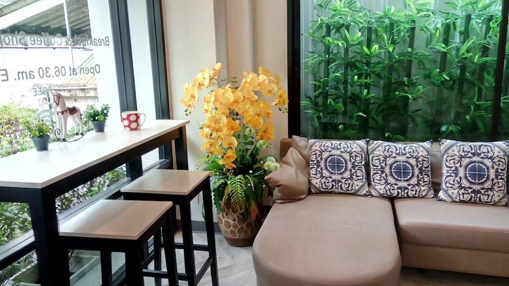 Mont Place Donmuang Банкок Екстериор снимка